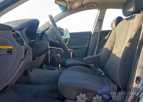 2008 Kia Rio Base z USA, uszkodzony, nr VIN KNADE123586421279